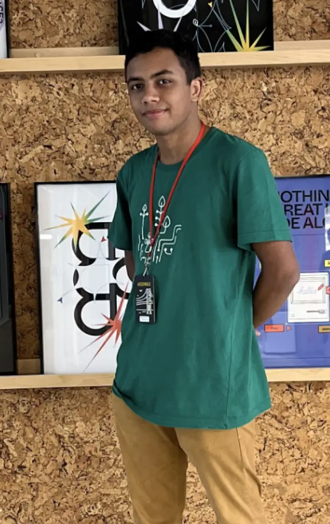 Adriano, 19, Brasil